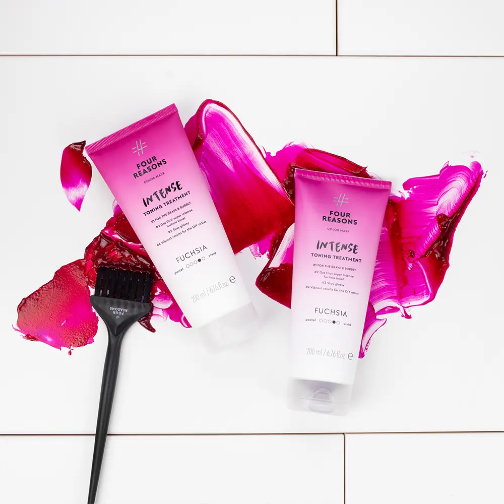 Four-Reasons-Color-Mask-Intense-Fuchsia-2.webp