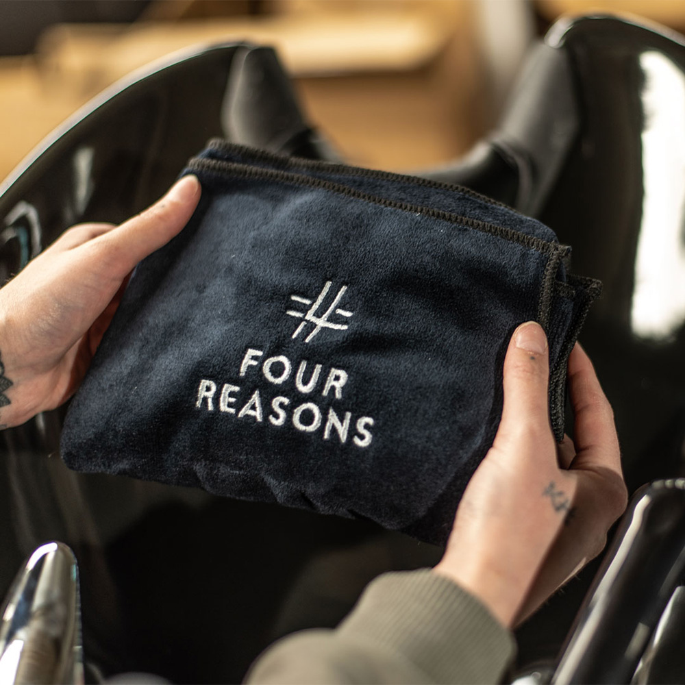 Four Reasons Quick Dry Towel - Black (85x53cm)