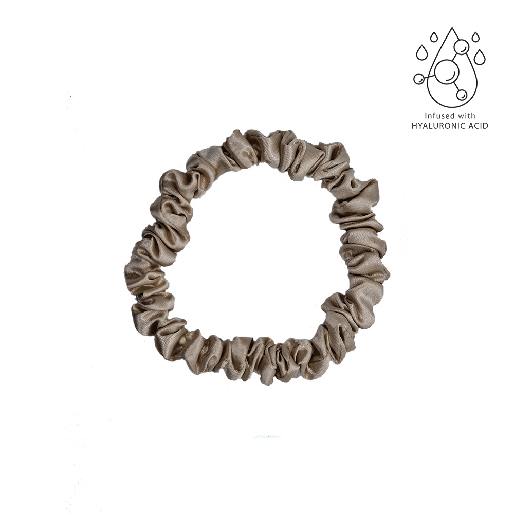 Silkvei Silk Scrunchie + Hyaluronic Acid – Sand - S
